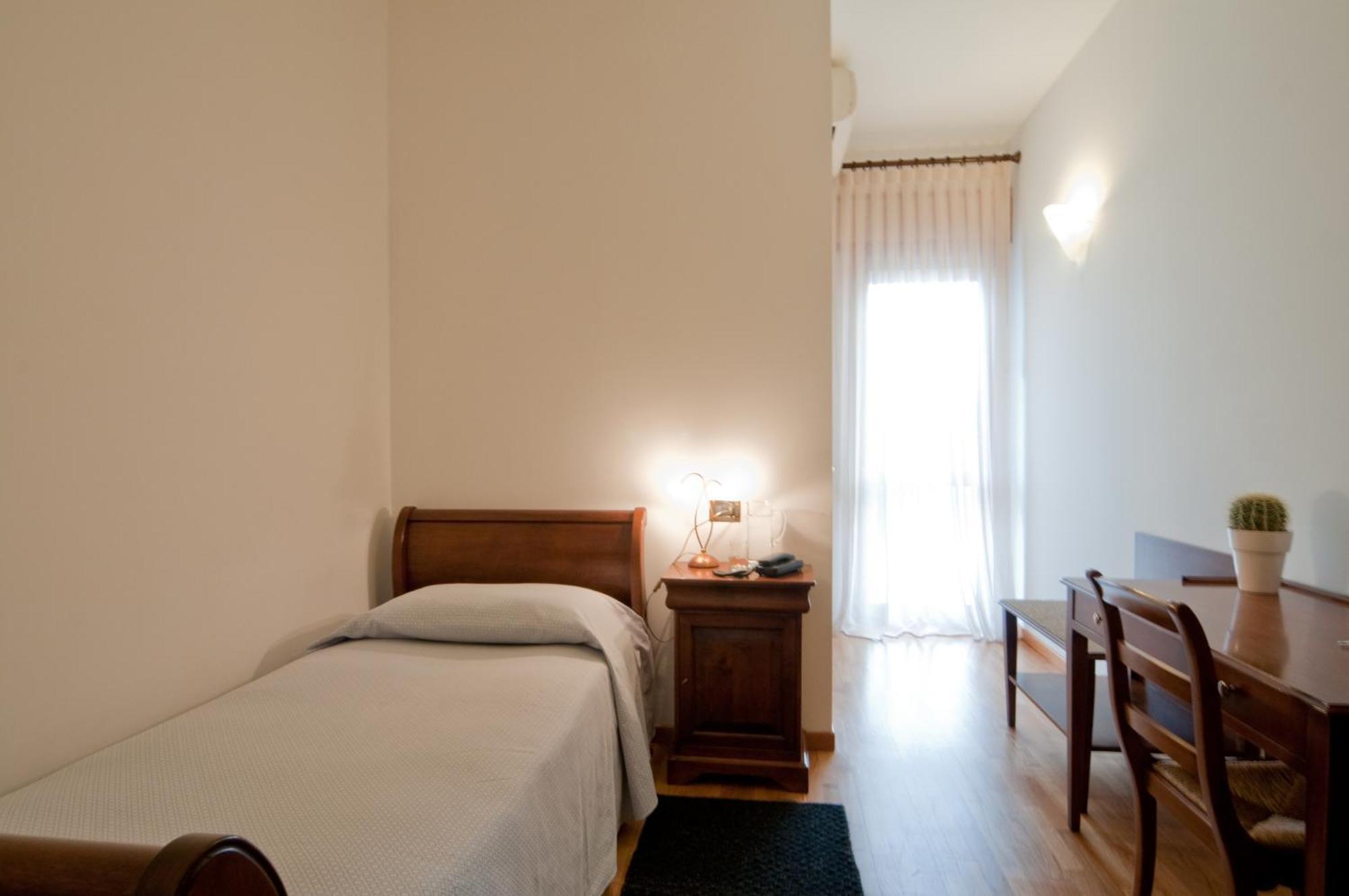 Hotel Belvedere Thiene Habitación foto